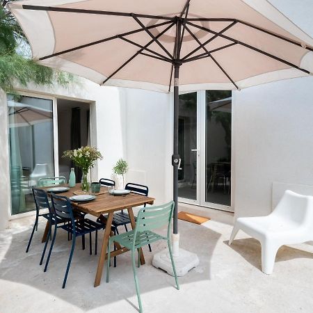La Cala Malmousque - Magnifique Petite Maison Au Bord De L'Eau Marseille Exterior photo